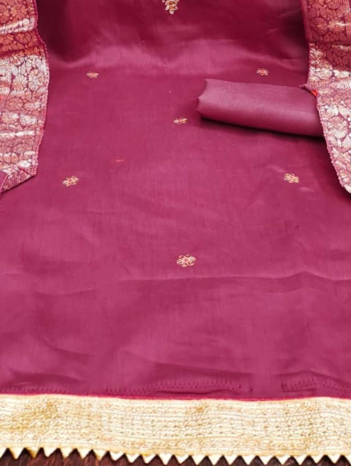 women solid with work unstitched suit set - 22245356 -  Standard Image - 4