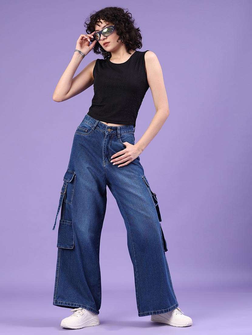 women solid high rise relaxed fit cargo - 22246308 -  Standard Image - 4