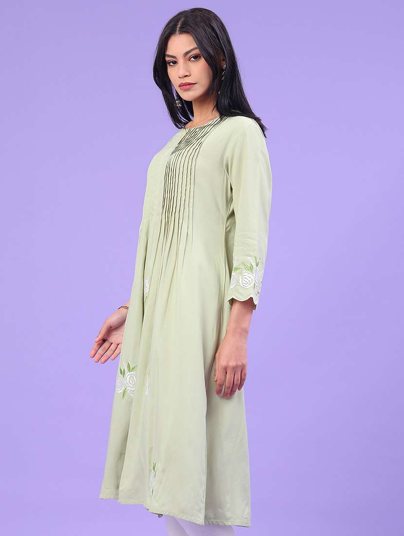 women solid with work three quarter sleeve a-line kurta - 22246318 -  Standard Image - 1