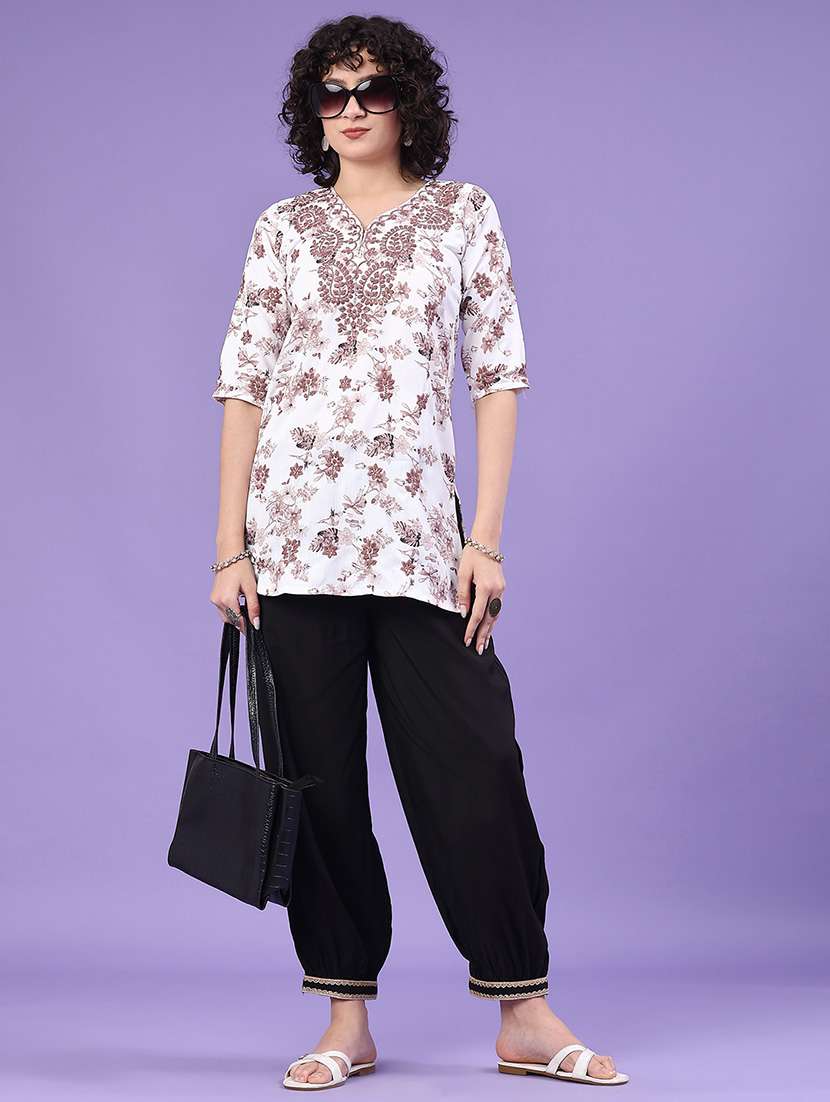 Women Solid Mid Rise Salwar - 22246327 -  Standard Image - 4