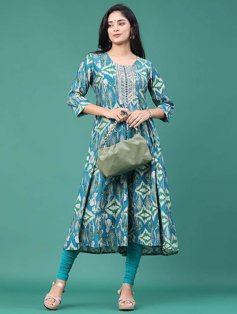 women printed three quarter sleeve kurta leggings set
