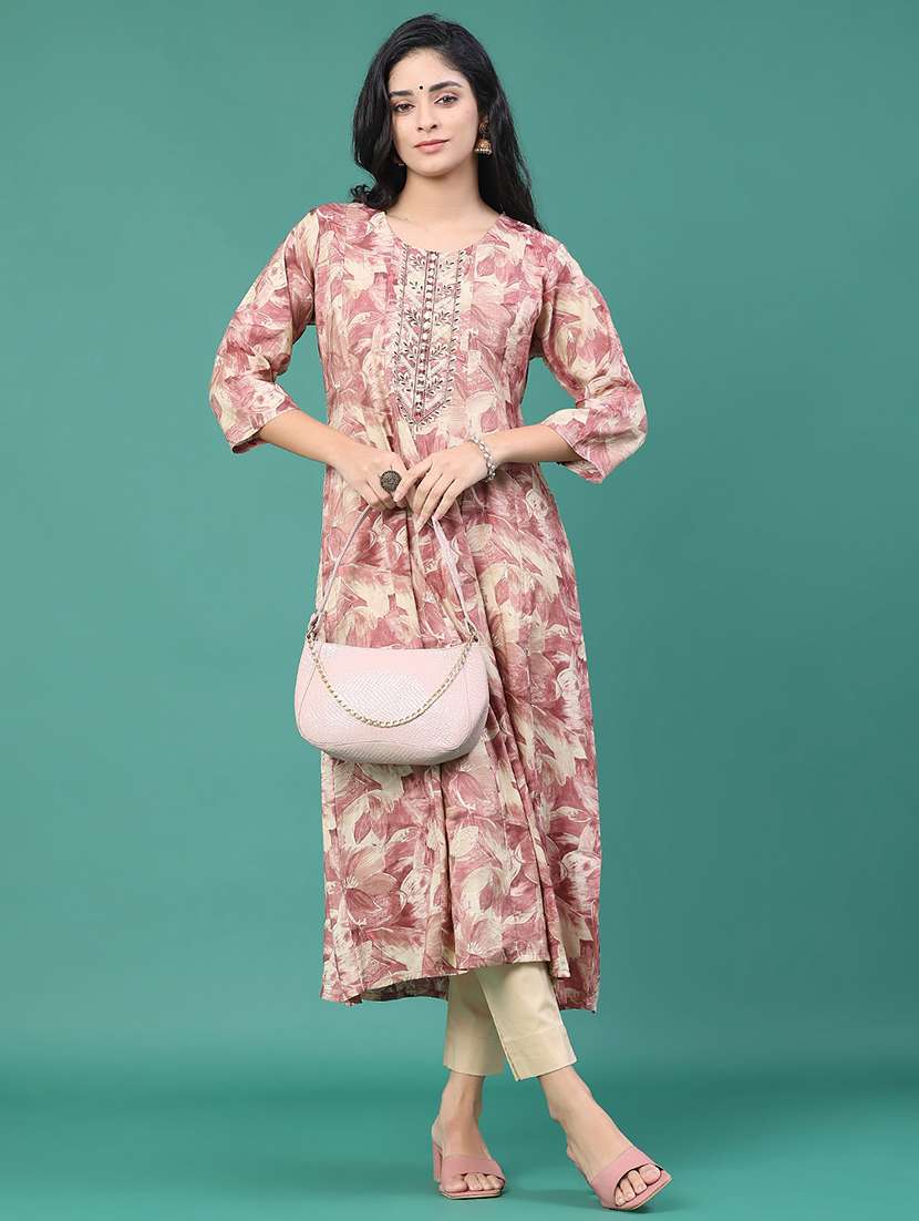 women printed three quarter sleeve kurta pant set