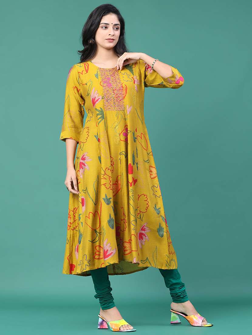 women floral three quarter sleeve kurta leggings set - 22246360 -  Standard Image - 1