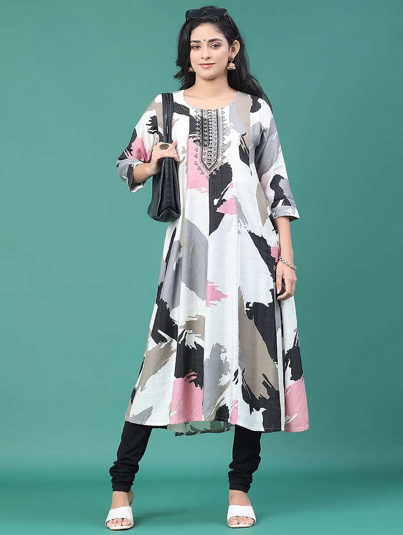 women printed three quarter sleeve kurta leggings set