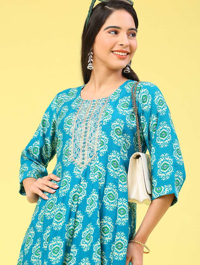 women printed three quarter sleeve kurta - 22246364 -  Standard Image - 1