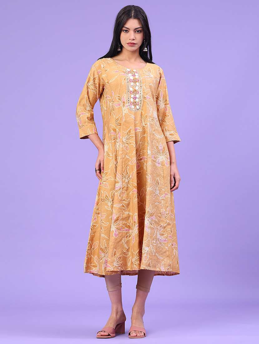 Women Printed Three Quarter Sleeve Flared Kurta - 22246400 -  Standard Image - 1