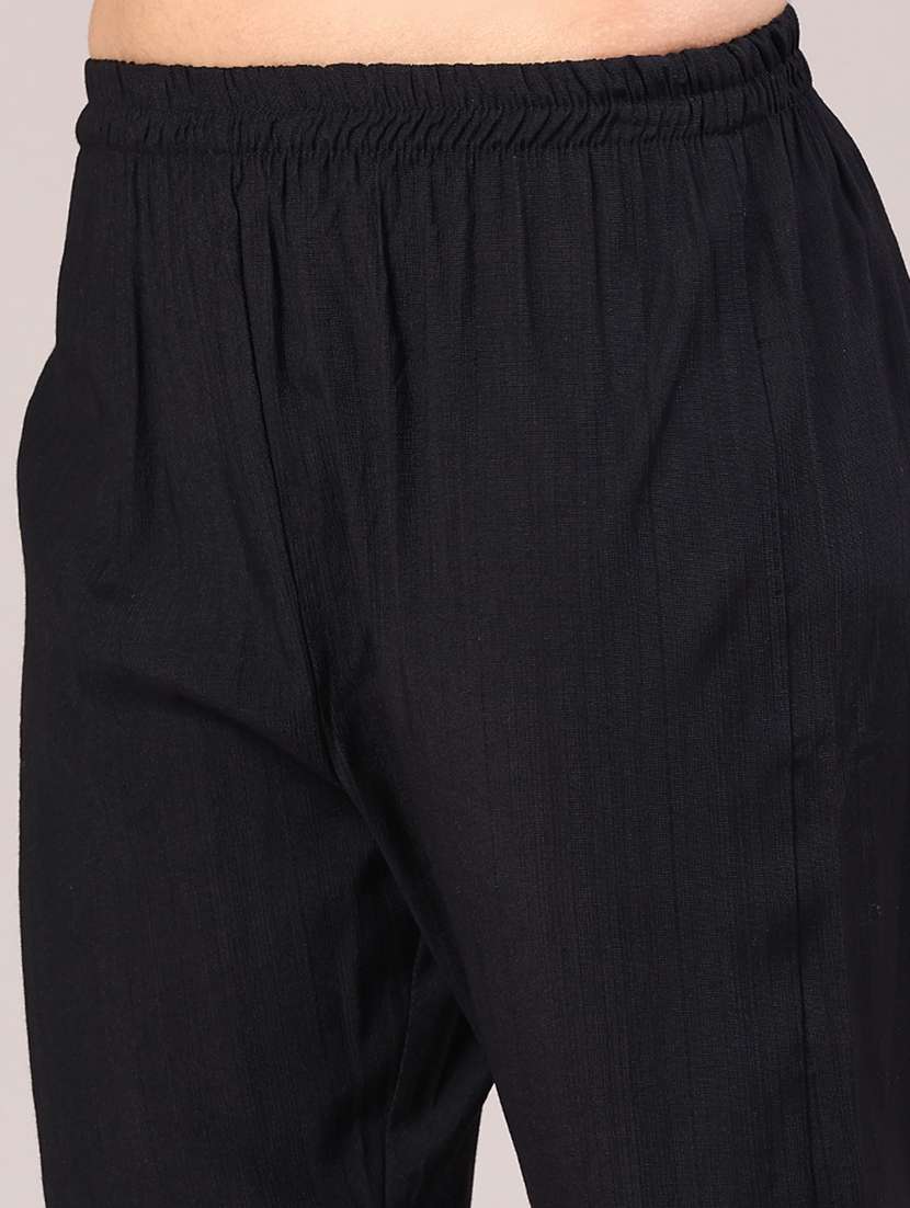 women floral three quarter sleeve kurta pant set - 22246538 -  Standard Image - 4