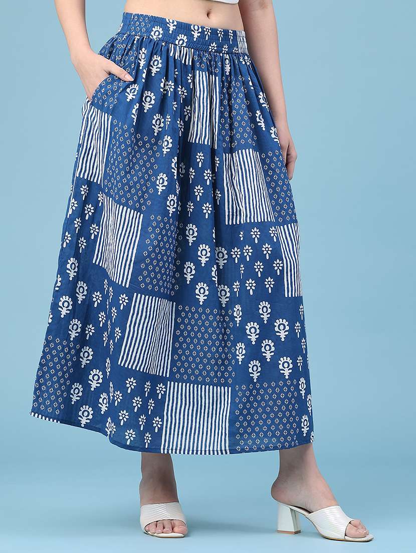 women printed mid rise flared maxi skirt - 22246605 -  Standard Image - 1