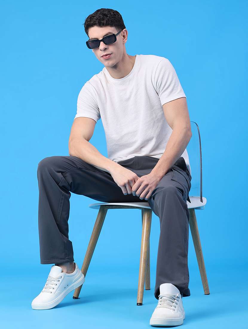 men solid mid rise regular fit cargo - 22246778 -  Standard Image - 4