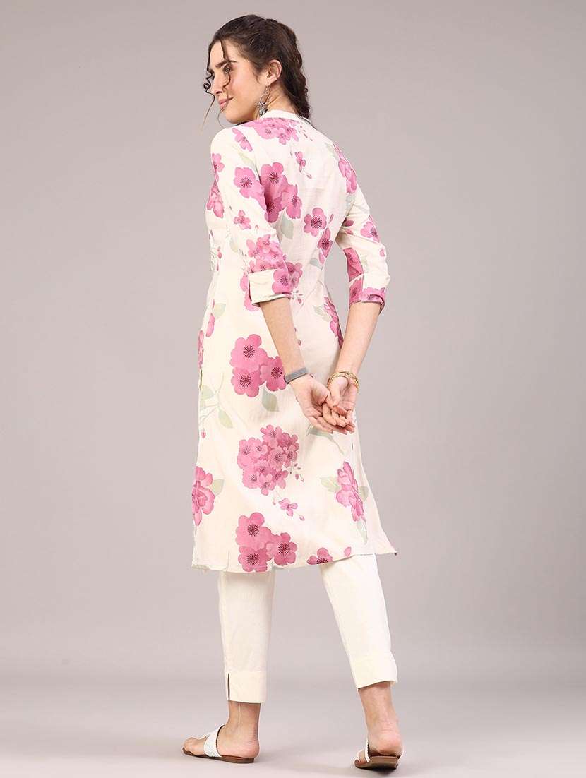 women floral three quarter sleeve straight kurta - 22246925 -  Standard Image - 4