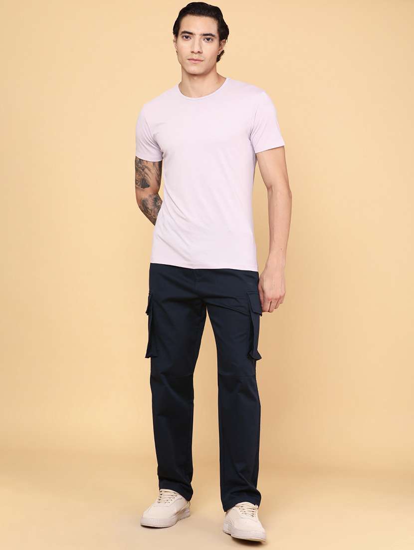 men solid mid rise regular fit cargo  - 22247107 -  Standard Image - 4