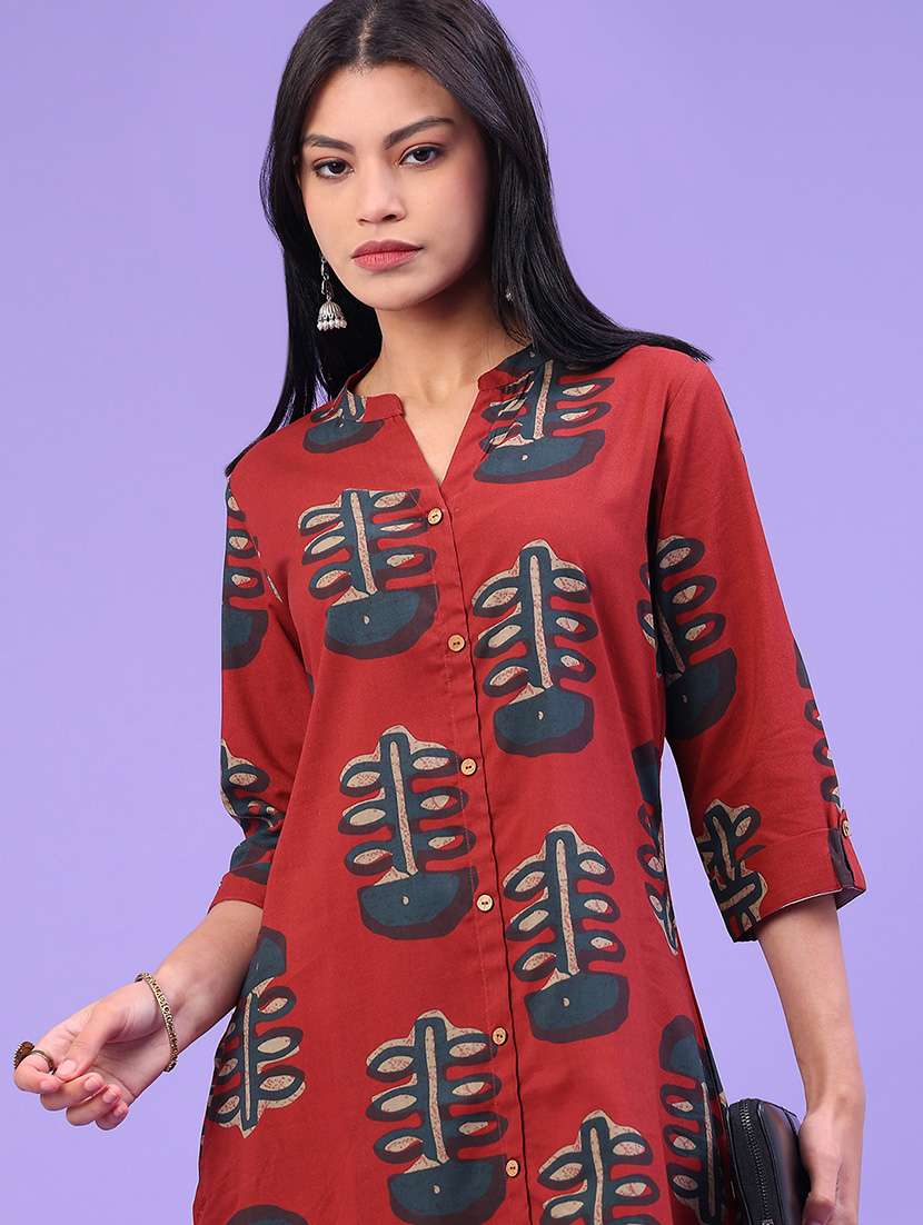 women printed three quarter sleeve straight kurta - 22248176 -  Standard Image - 4