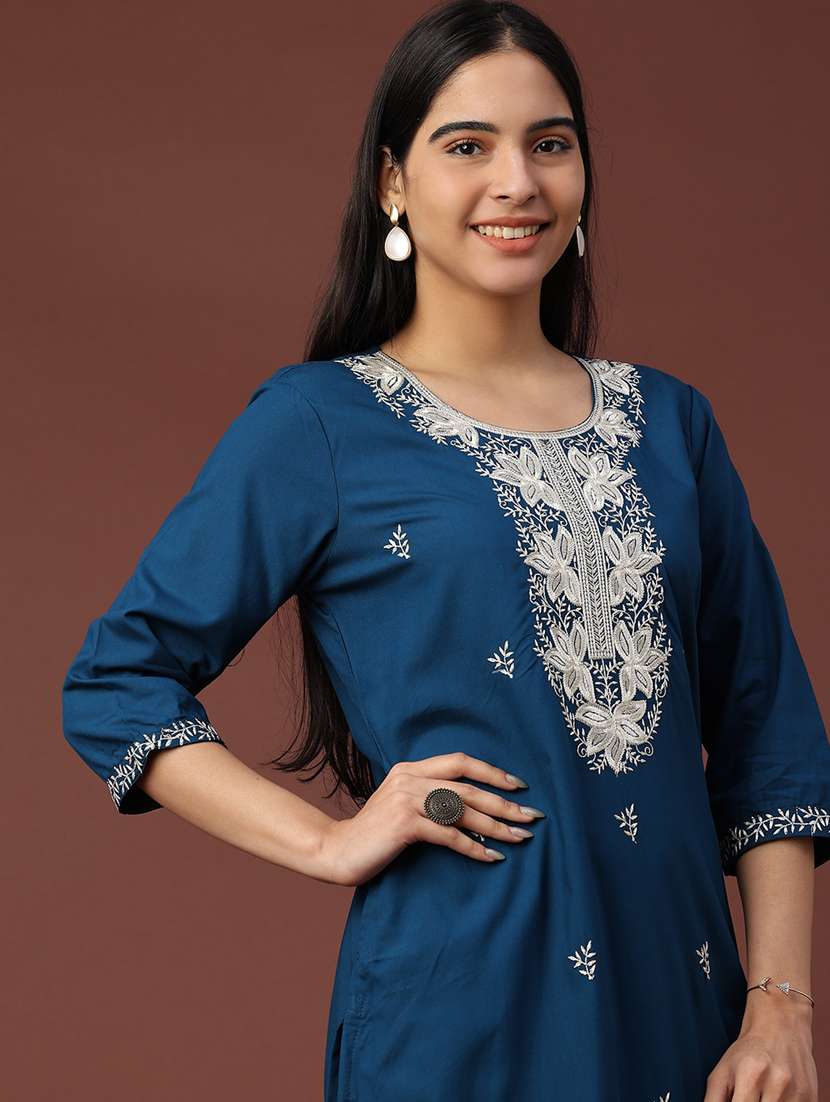 women solid with work three quarter sleeve straight kurta - 22249508 -  Standard Image - 1