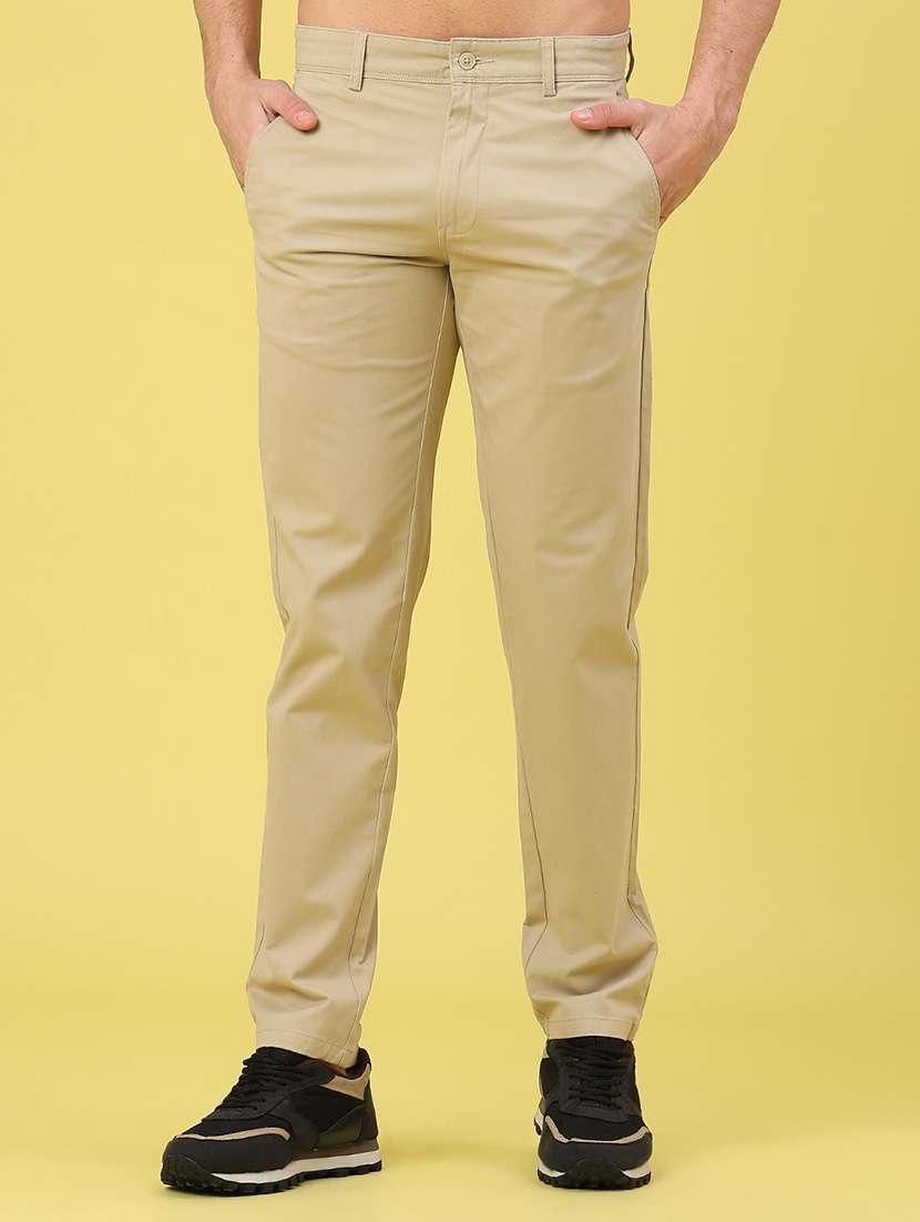 men solid mid rise chinos casual trouser