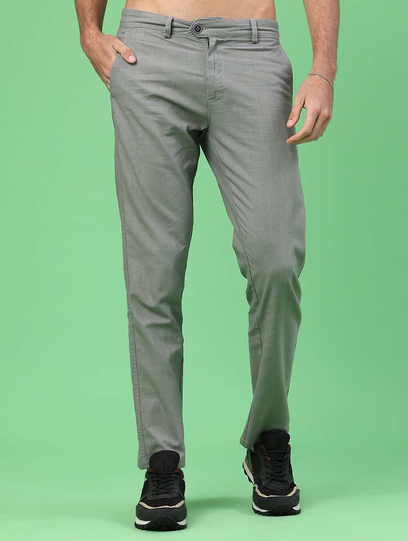 men solid mid rise chinos casual trouser