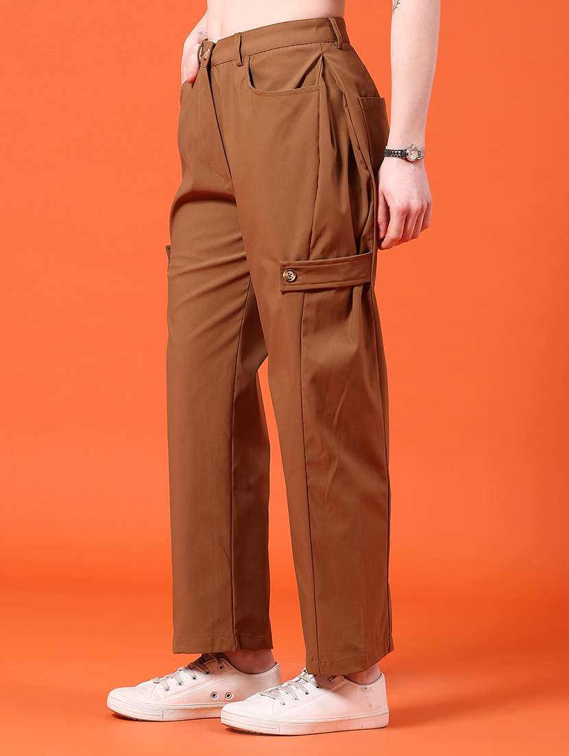 women solid mid rise straight trouser