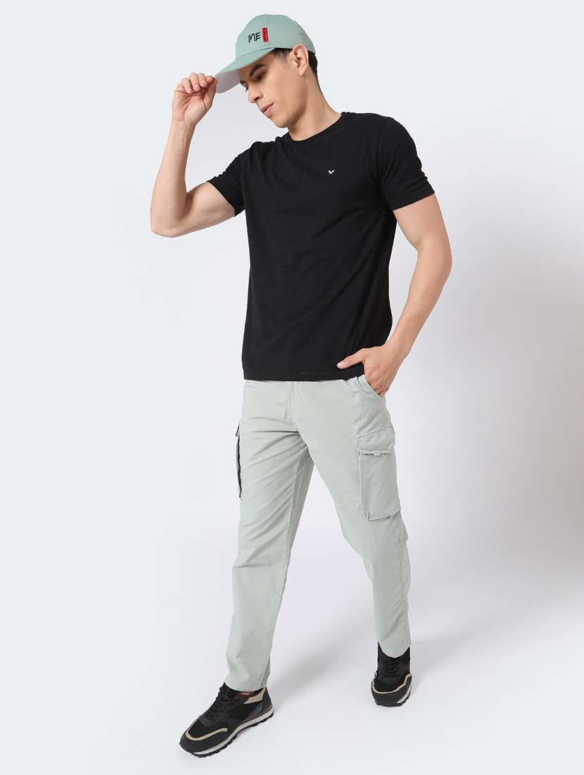 men solid mid rise regular fit cargo  - 22250444 -  Standard Image - 4