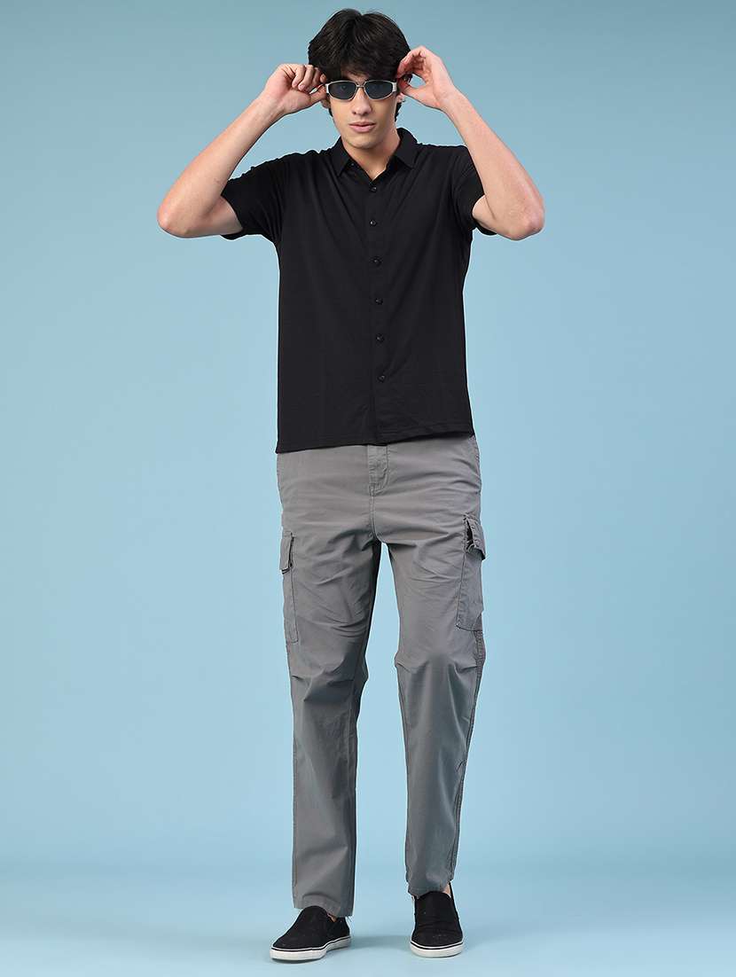 men solid mid rise regular fit cargo  - 22250445 -  Standard Image - 4
