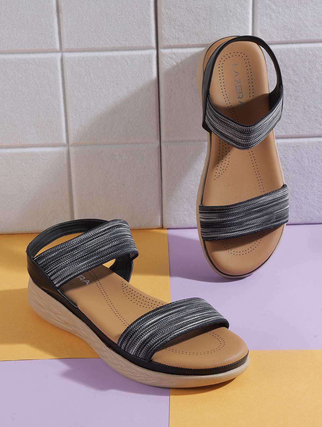 women back strap flat sandal