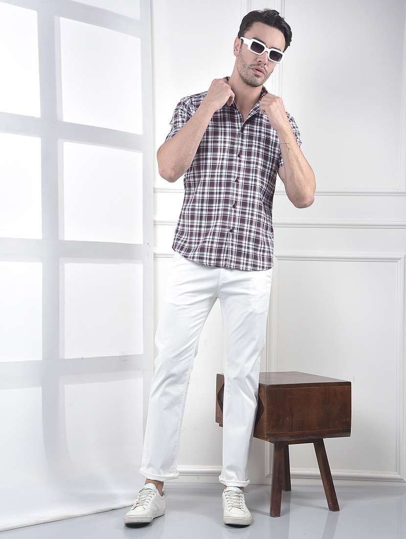 men solid mid rise slim fit chinos  - 22253281 -  Standard Image - 4