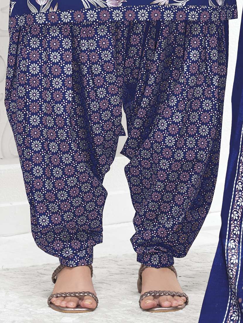 women floral three quarter sleeve kurta patiala with dupatta set - 22253307 -  Standard Image - 4