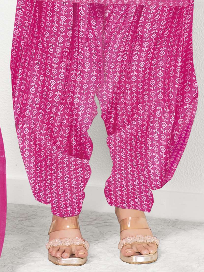 women printed three quarter sleeve kurta patiala with dupatta set - 22253315 -  Standard Image - 4