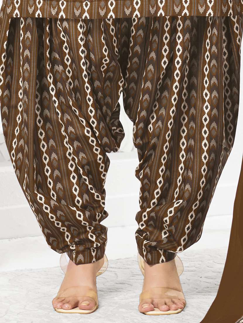 women floral three quarter sleeve kurta patiala with dupatta set - 22253322 -  Standard Image - 4