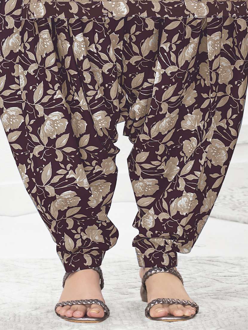 women printed three quarter sleeve kurta patiala with dupatta set - 22253324 -  Standard Image - 4