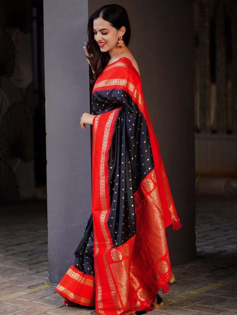 women self design banarasi saree with blouse - 22253504 -  Standard Image - 1