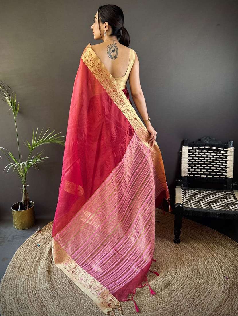 women self design bordered saree with blouse - 22253529 -  Standard Image - 1