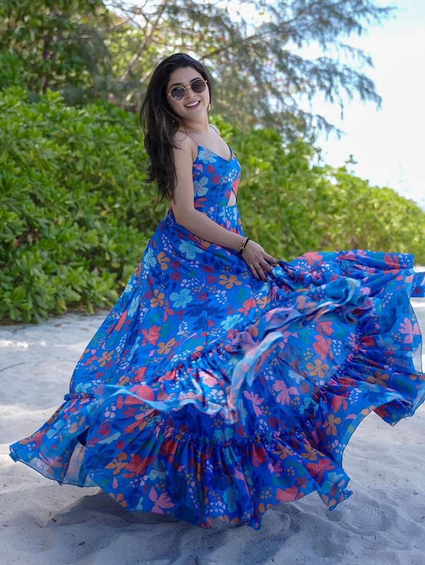 women floral sweetheart neck tiered maxi dress - 22253556 -  Standard Image - 1