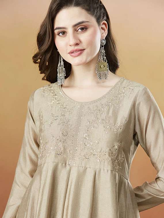 women solid with work long sleeve kurta pant with dupatta set - 22253559 -  Standard Image - 4