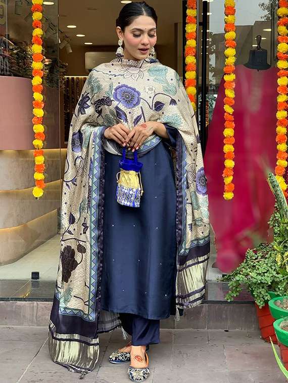 women solid with work three quarter sleeve kurta pant with dupatta set - 22253568 -  Standard Image - 1