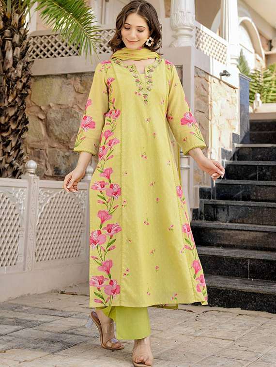 women floral three quarter sleeve kurta pant with dupatta set - 22253572 -  Standard Image - 1