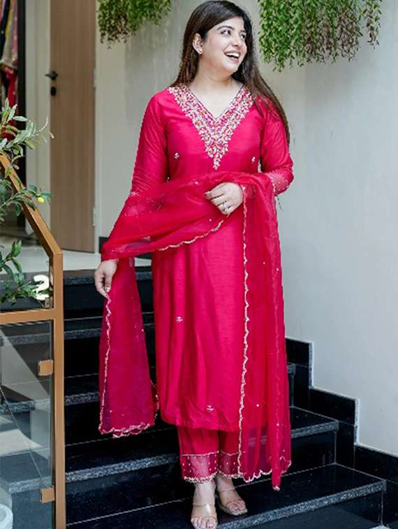 women solid with work three quarter sleeve kurta pant with dupatta set - 22253593 -  Standard Image - 1