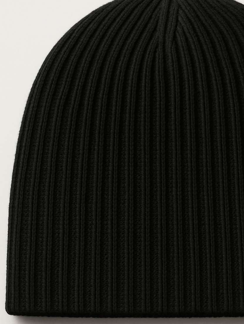 men solid ribbed knit winter beanie  - 22253642 -  Standard Image - 4