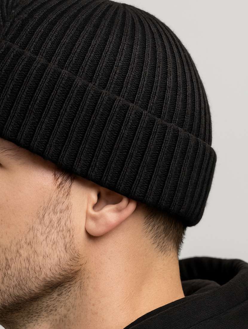 men solid ribbed knit winter beanie  - 22253648 -  Standard Image - 4