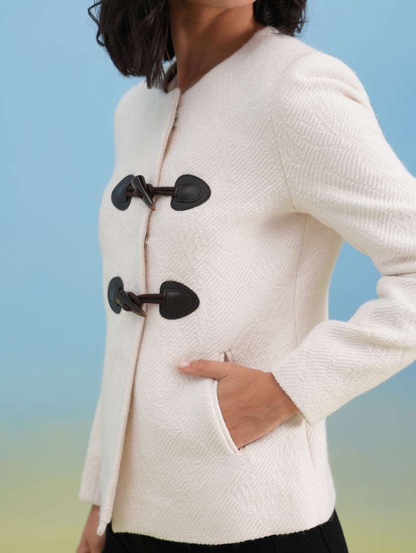 women solid long sleeve regular coat - 22253759 -  Standard Image - 6