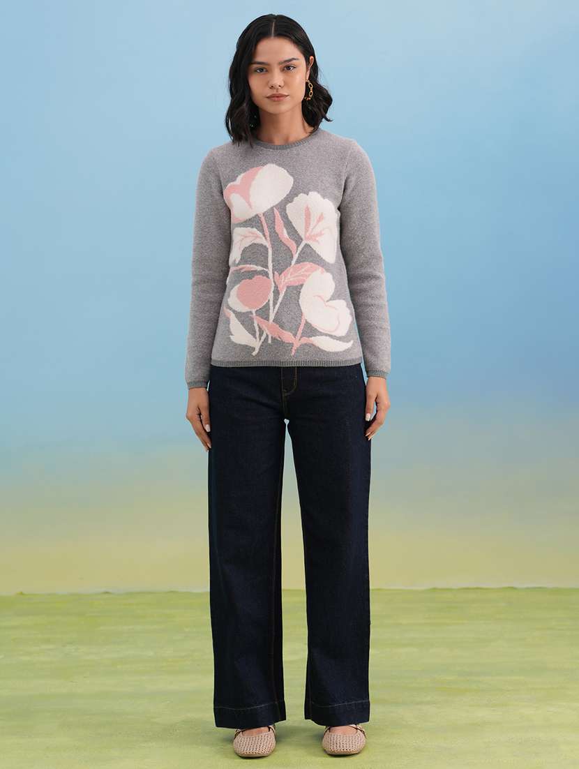 women floral long sleeve pullover - 22253804 -  Standard Image - 4