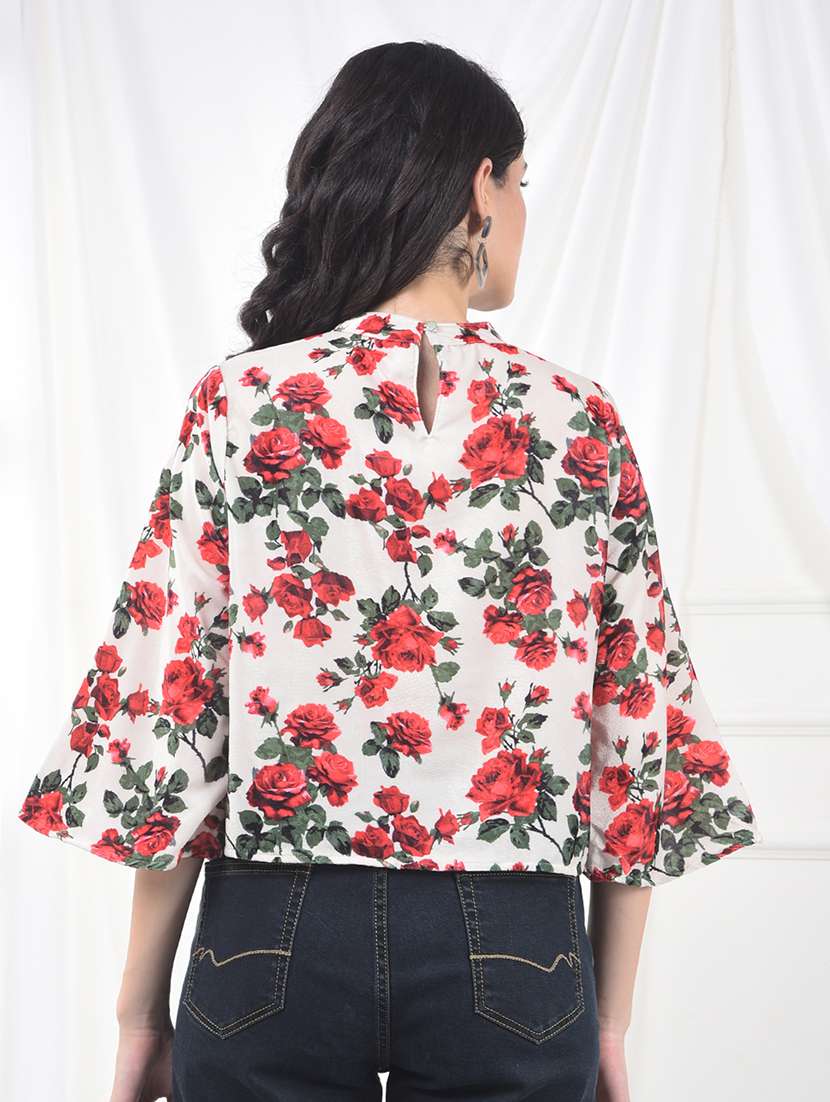 Crimsoune Club Women's Multi-color Floral Print Cropped Top - 22253806 -  Standard Image - 4