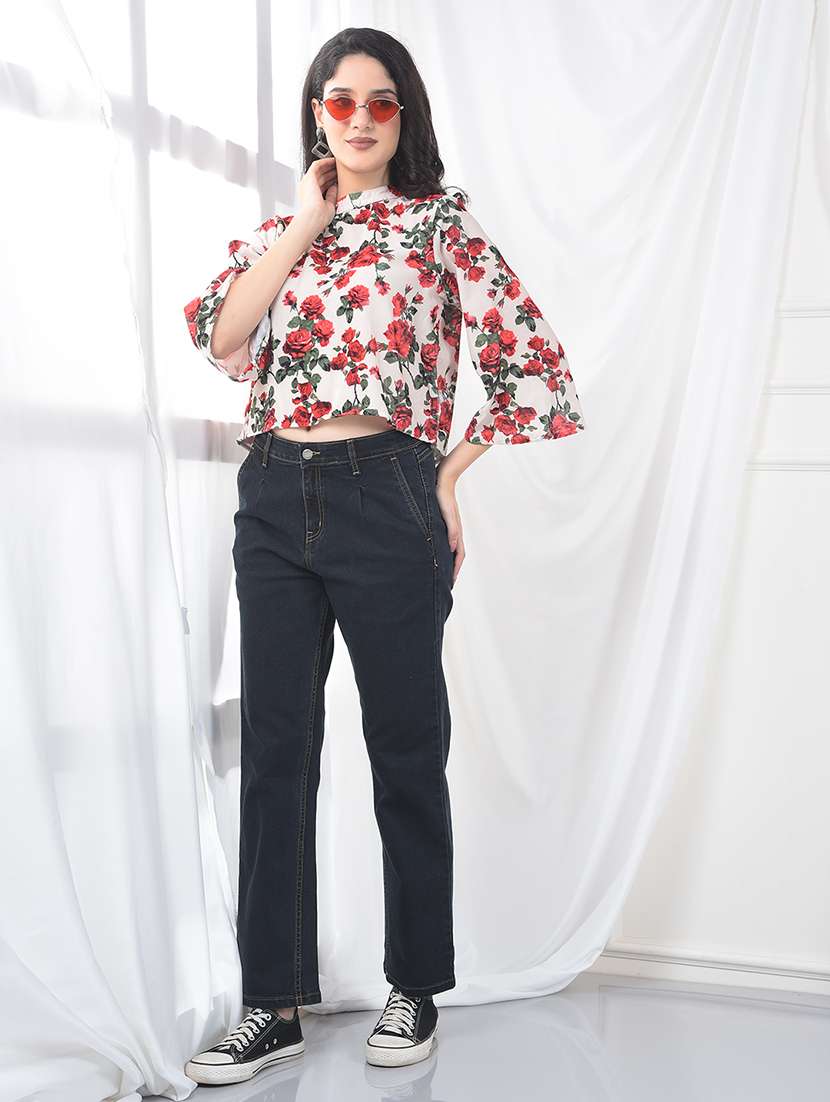Crimsoune Club Women's Multi-color Floral Print Cropped Top - 22253806 -  Standard Image - 6