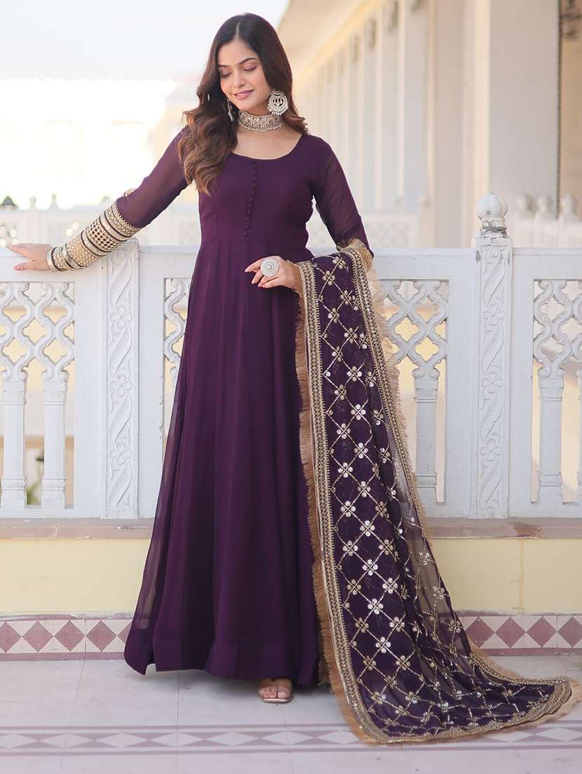 women solid with work long sleeve kurta with dupatta set - 22253881 -  Standard Image - 1