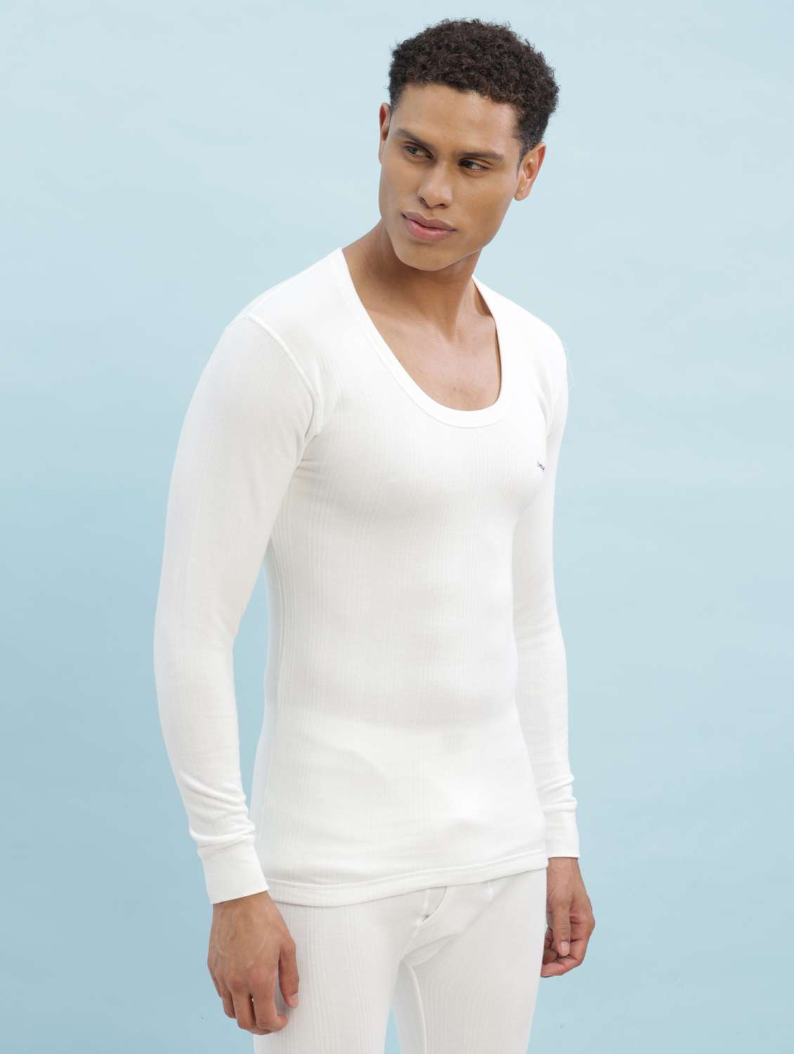 men solid full sleeve thermal top - 22253987 -  Standard Image - 1