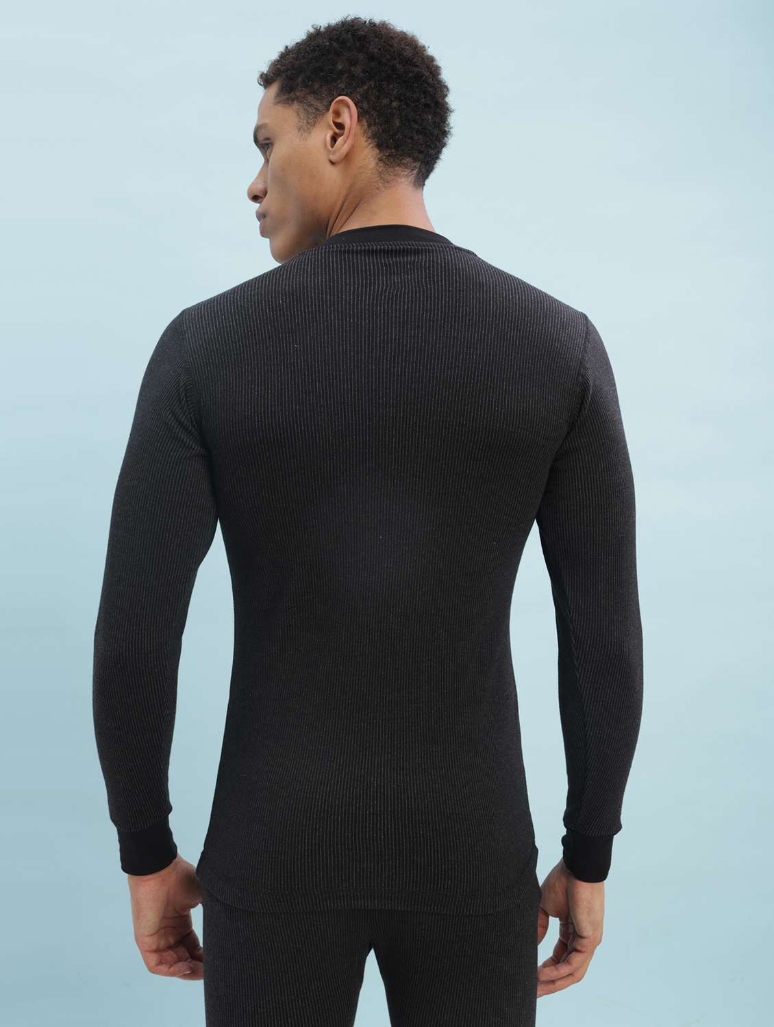 men solid full sleeve thermal top - 22253994 -  Standard Image - 1