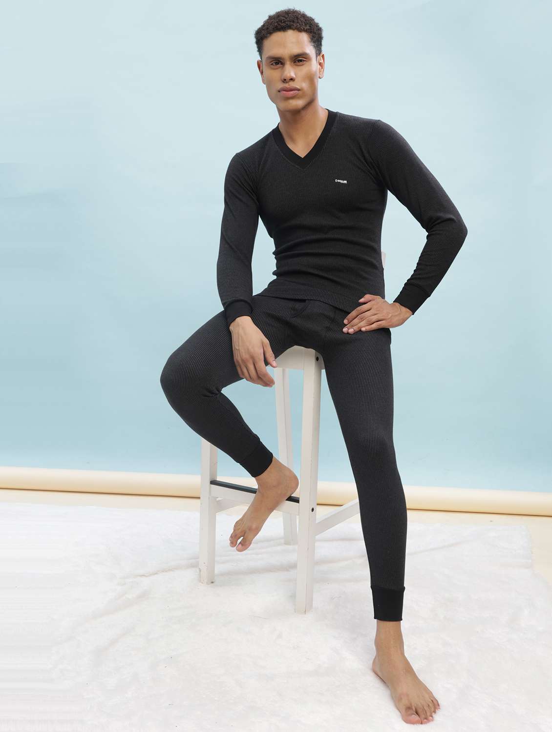 men solid full sleeve thermal top - 22253994 -  Standard Image - 4