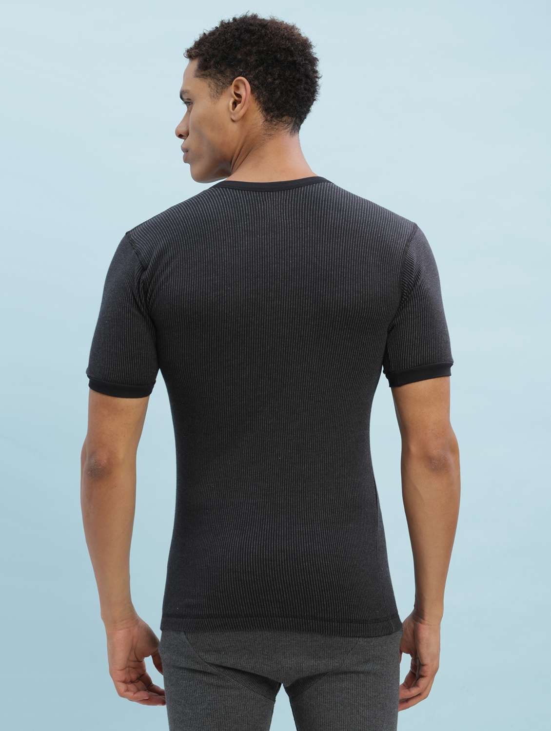 men solid short sleeve thermal set - 22254013 -  Standard Image - 1