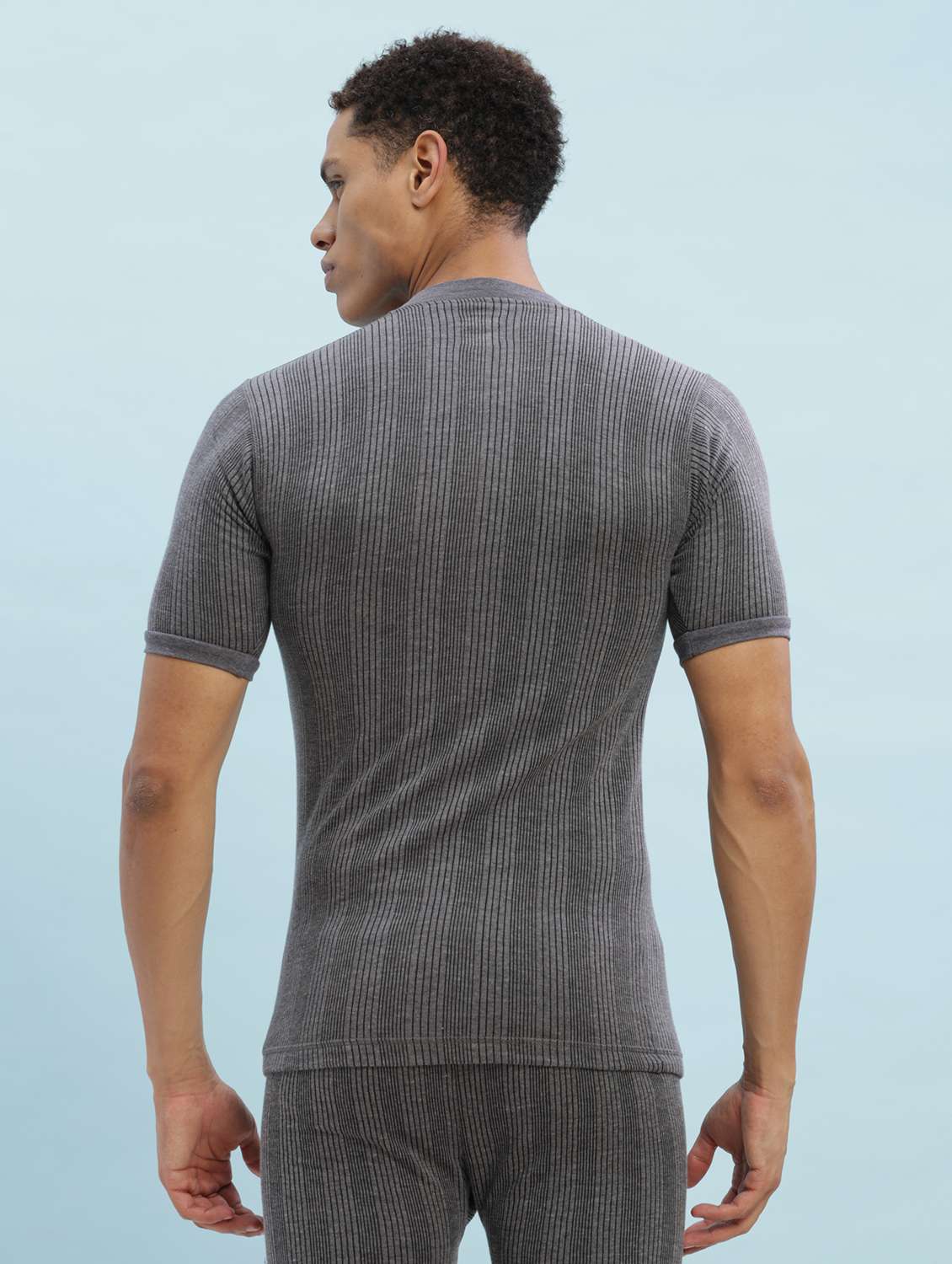 men pack of 2 solid half sleeve thermal top - 22254016 -  Standard Image - 4