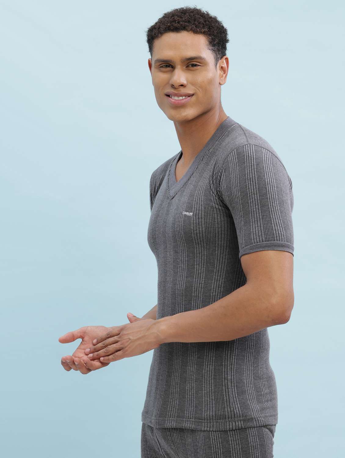men solid half sleeve thermal top - 22254021 -  Standard Image - 1
