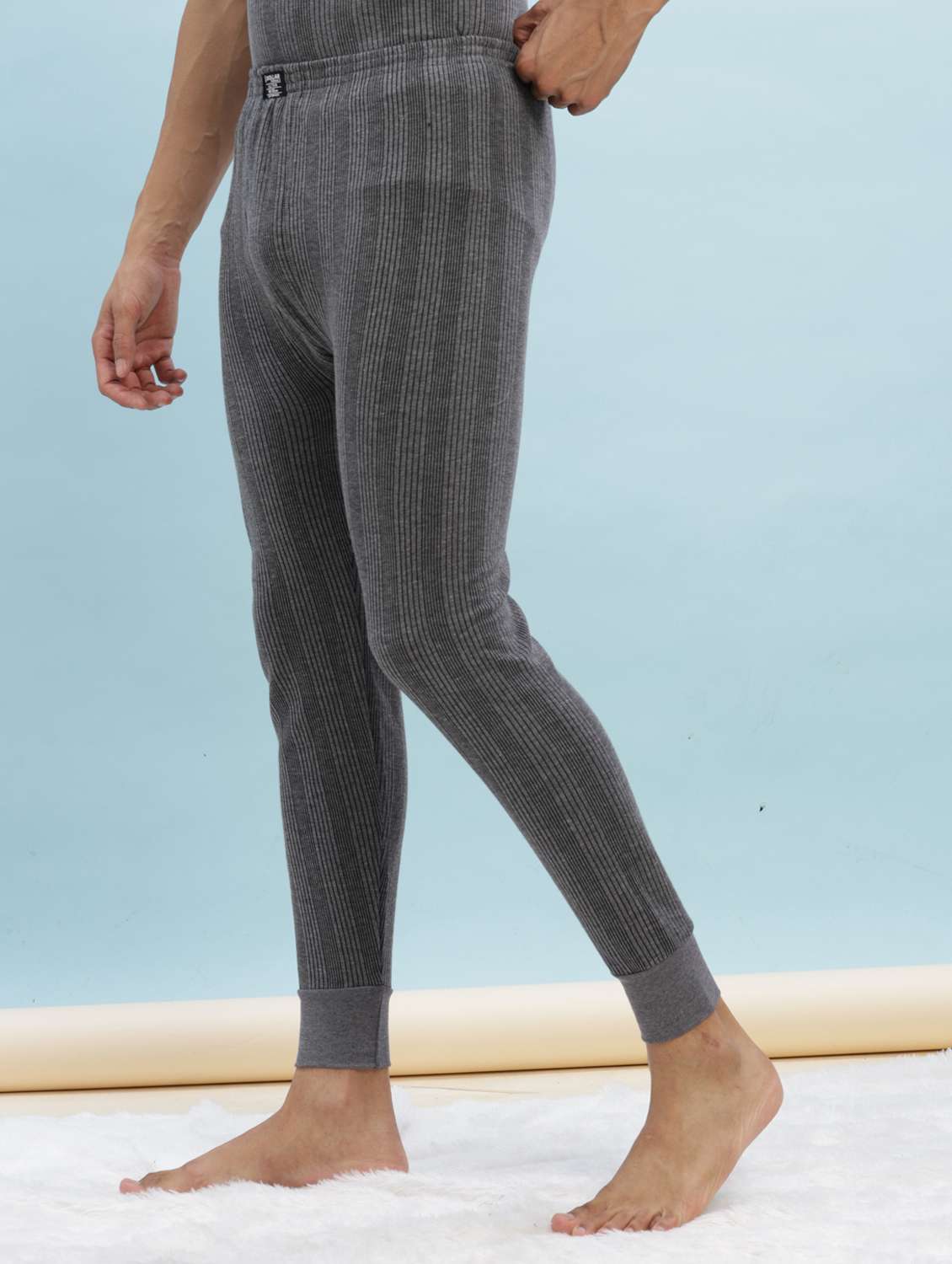 men solid mid rise thermal bottom - 22254033 -  Standard Image - 1