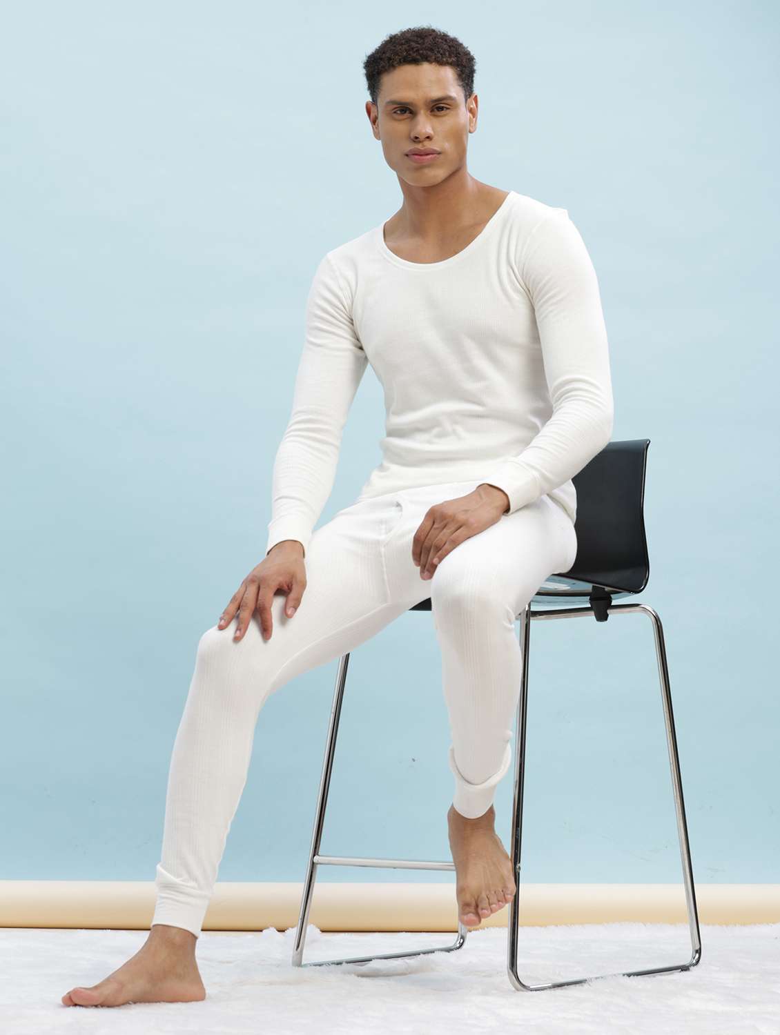 men solid mid rise thermal bottom - 22254035 -  Standard Image - 4